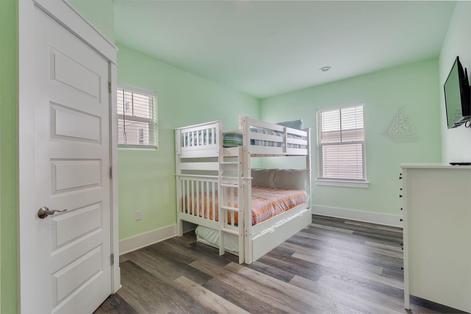 HIGHLAND PARK; HIGHLAND PARKS - Residential