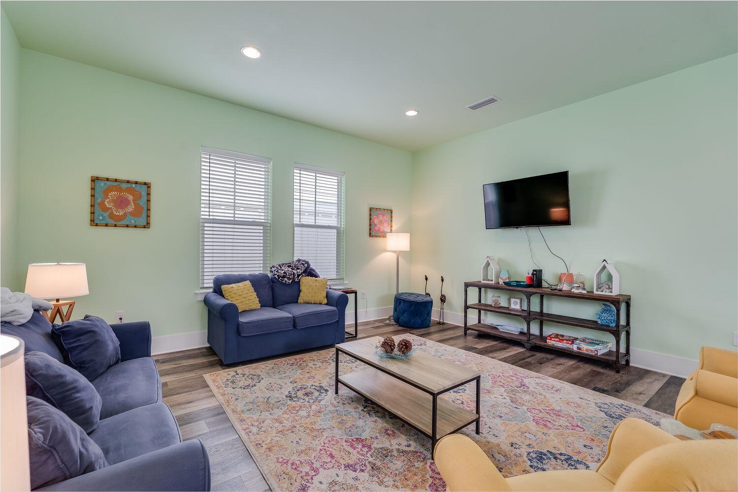 HIGHLAND PARK; HIGHLAND PARKS - Residential
