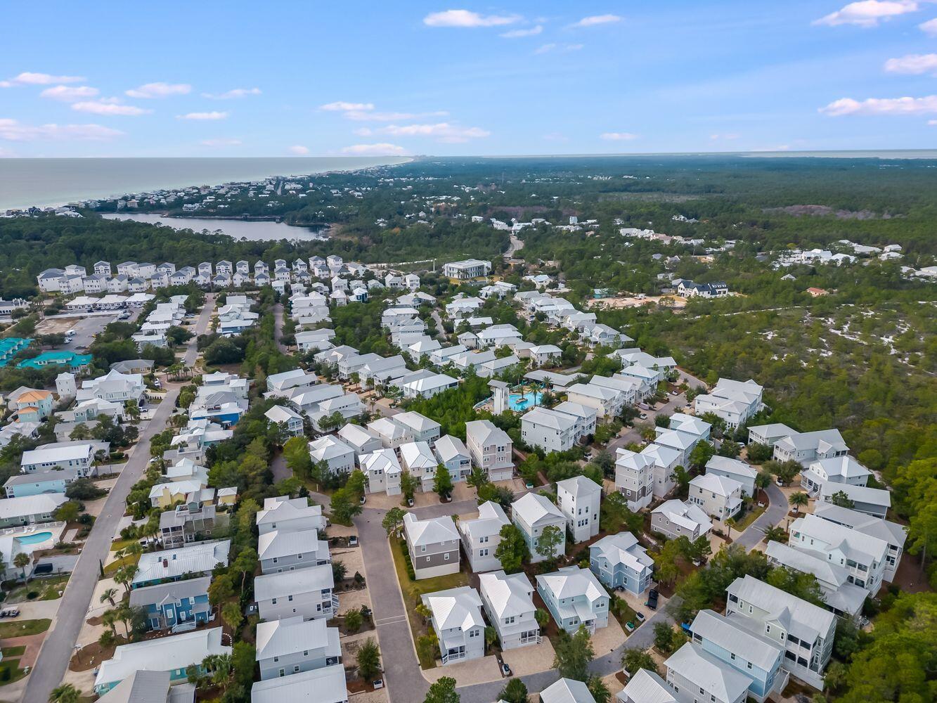 HIGHLAND PARK; HIGHLAND PARKS - Residential