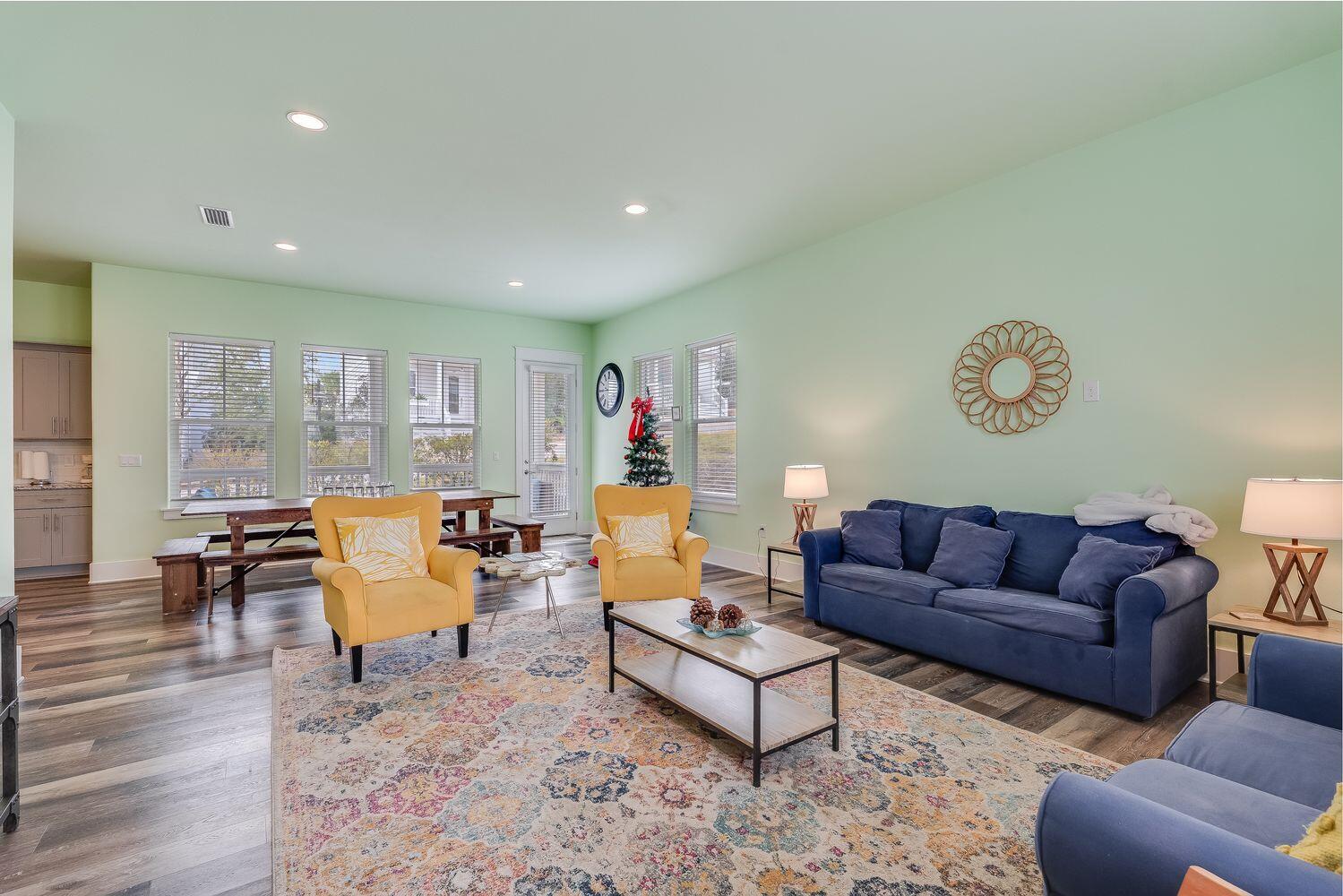 HIGHLAND PARK; HIGHLAND PARKS - Residential