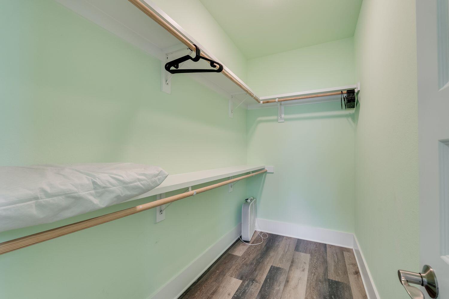 HIGHLAND PARK; HIGHLAND PARKS - Residential