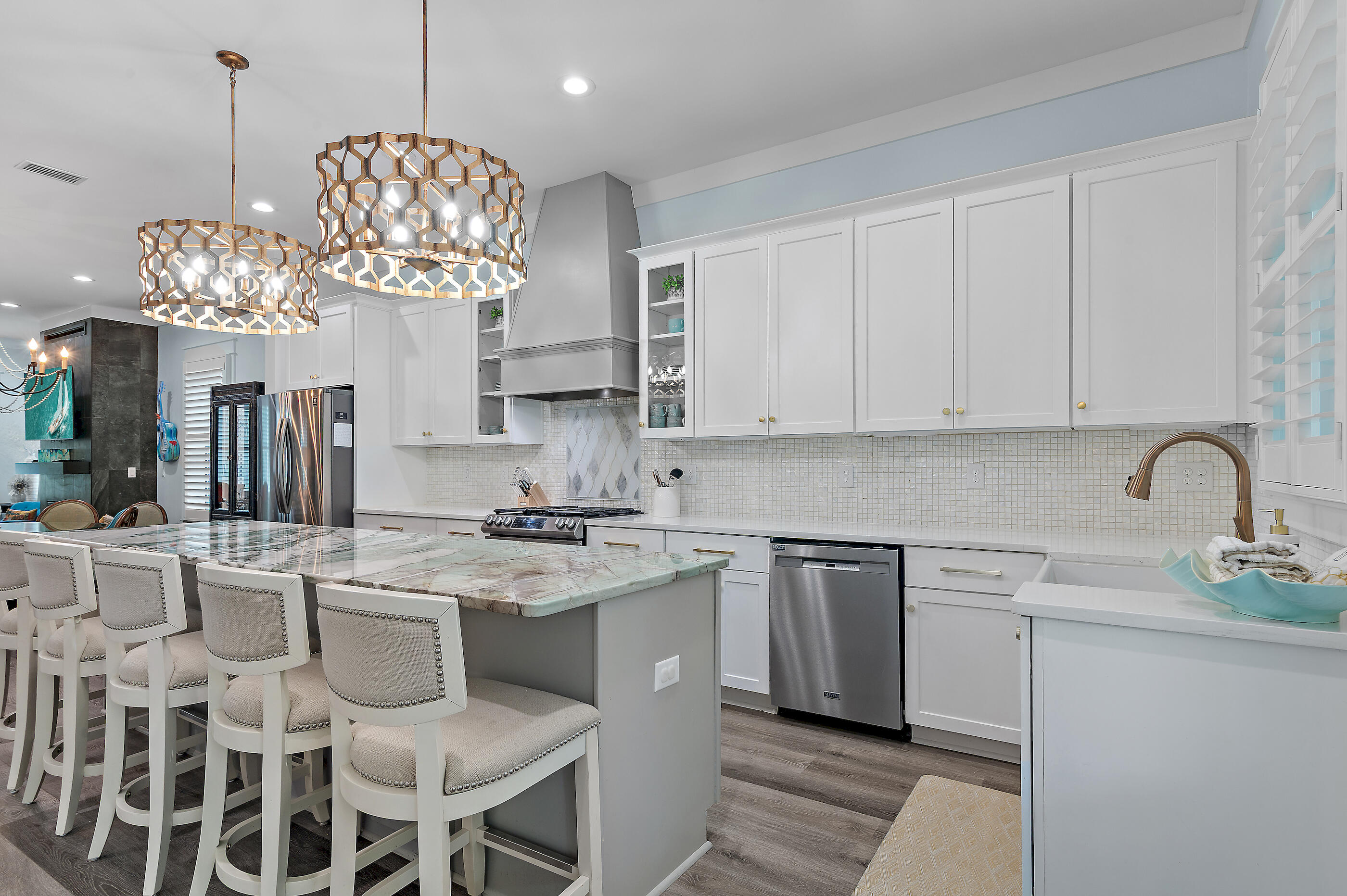 GULF SHORE MANOR - Residential