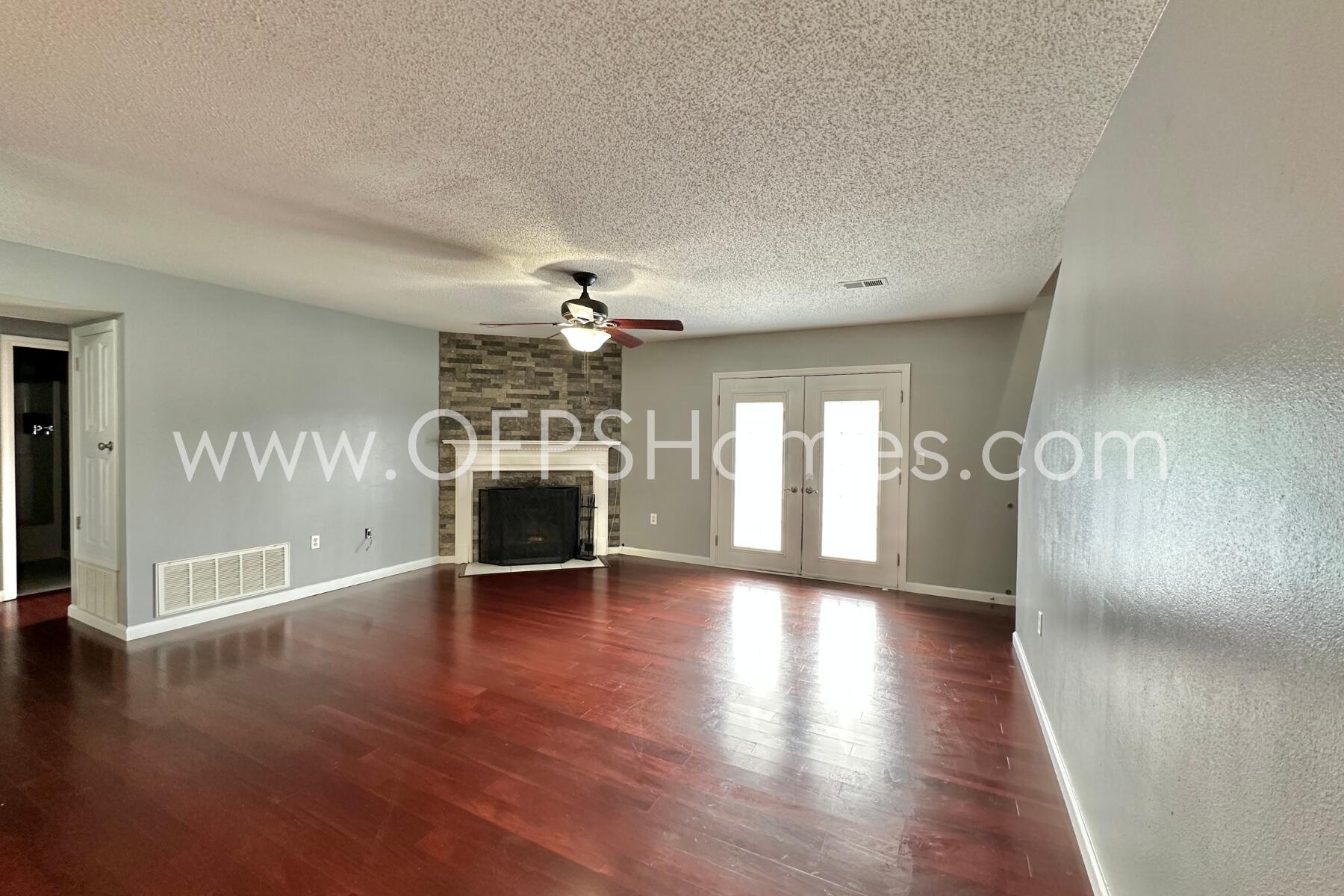 PARK PLACE 5 - Residential Lease