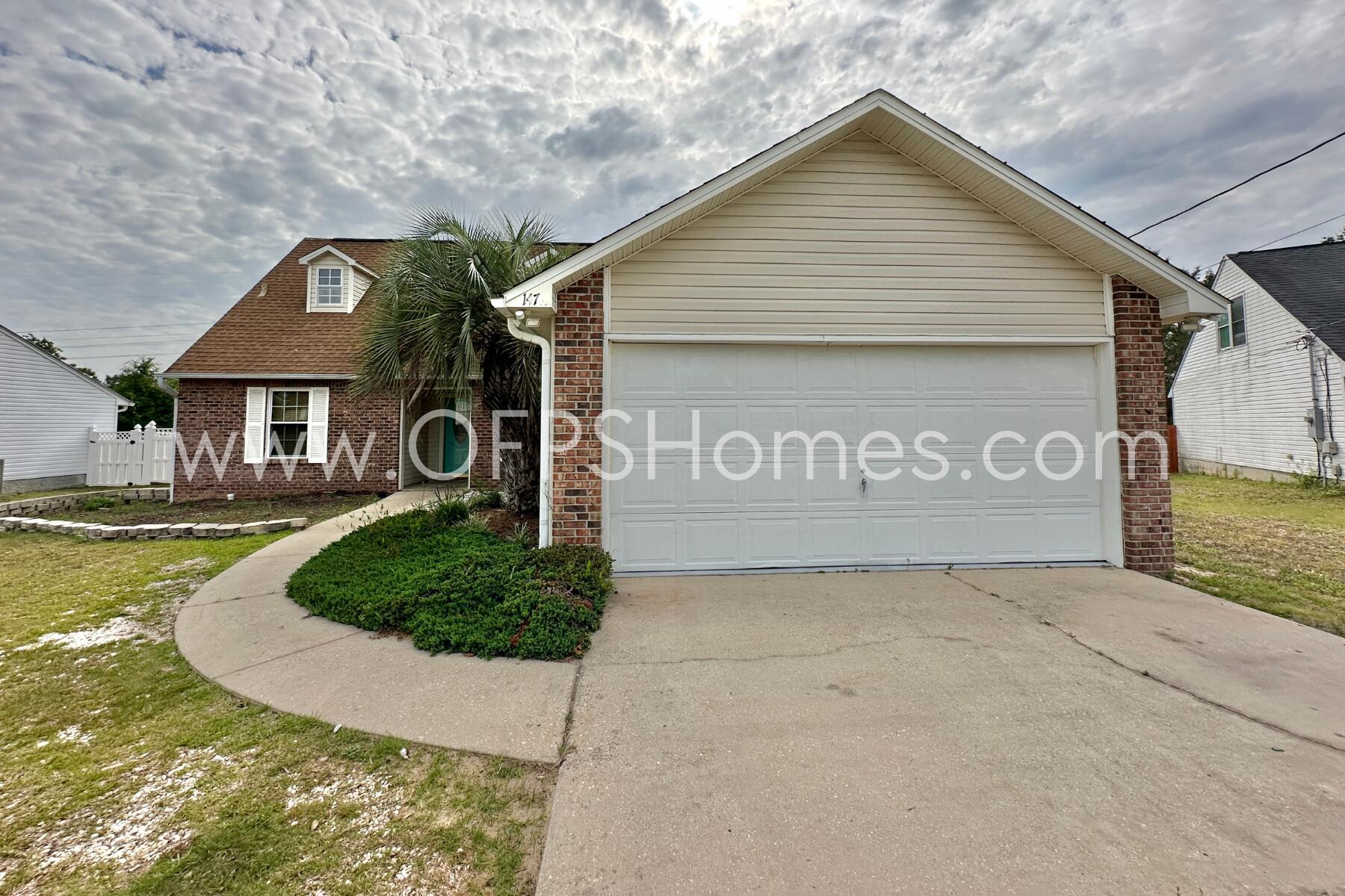 PARK PLACE 5 - Residential Lease