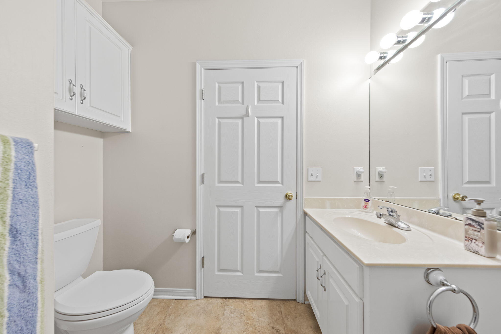 BLUE CYPRESS
BLUELAKE COUNTRY ESTATES - Residential