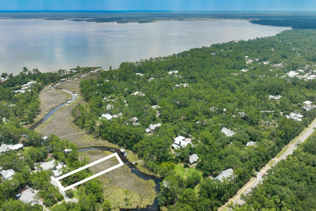 MAGNOLIA BEACH - Land