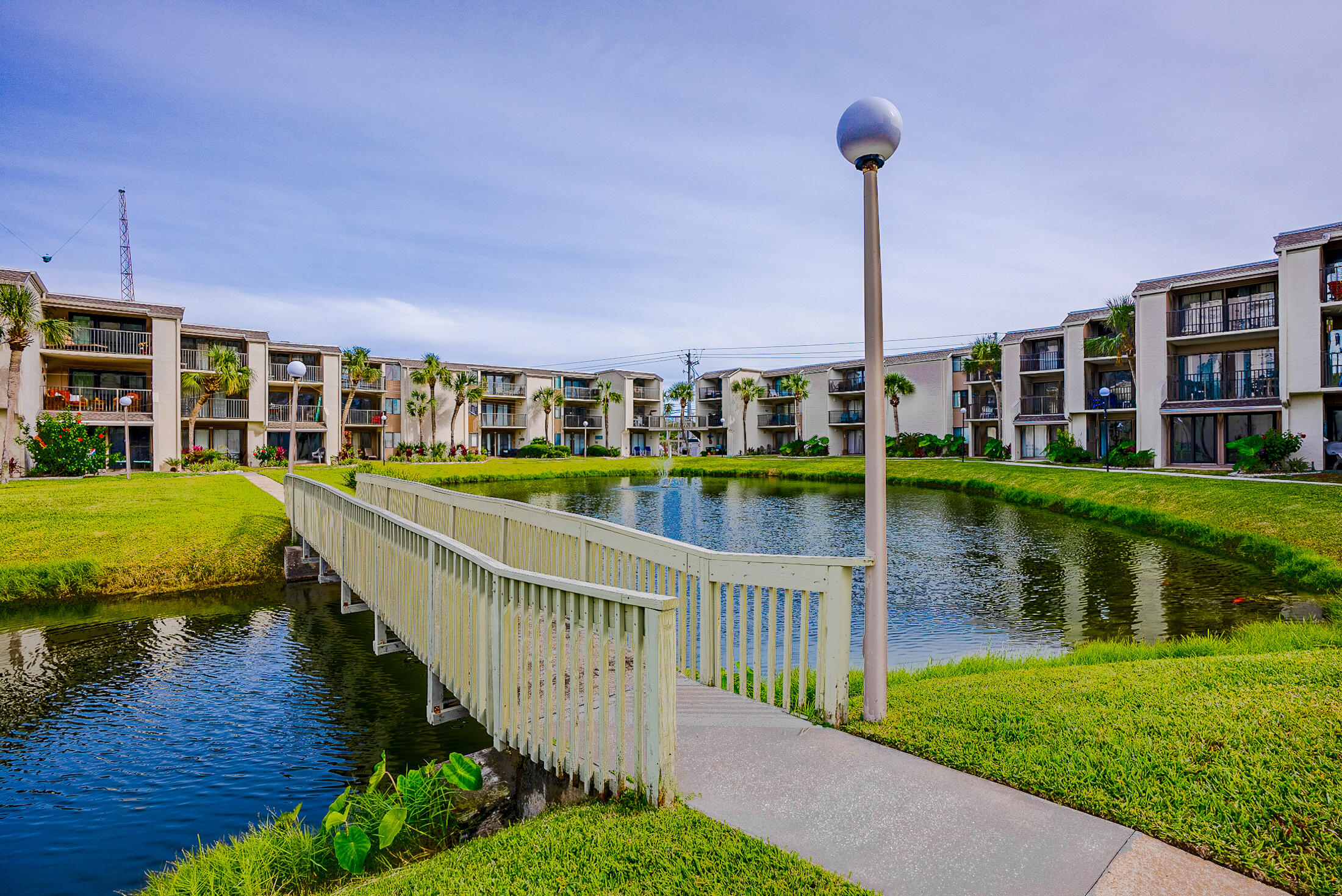 SUGAR BEACH T/H - Residential