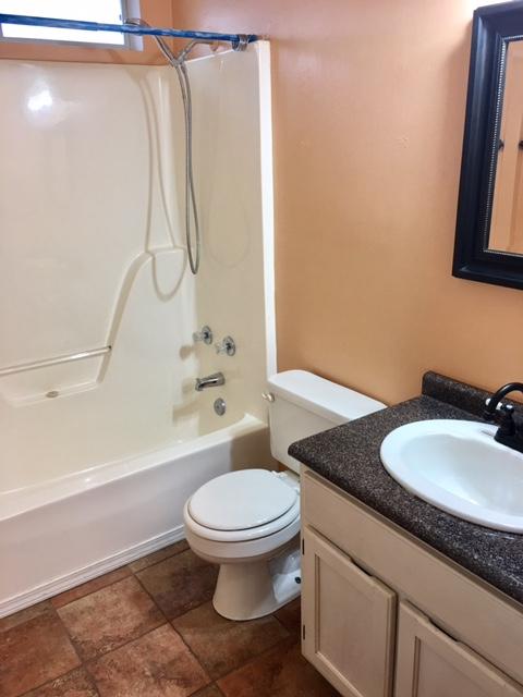 STEEPLECHASE PH 1 - Residential Lease