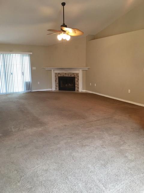 STEEPLECHASE PH 1 - Residential Lease