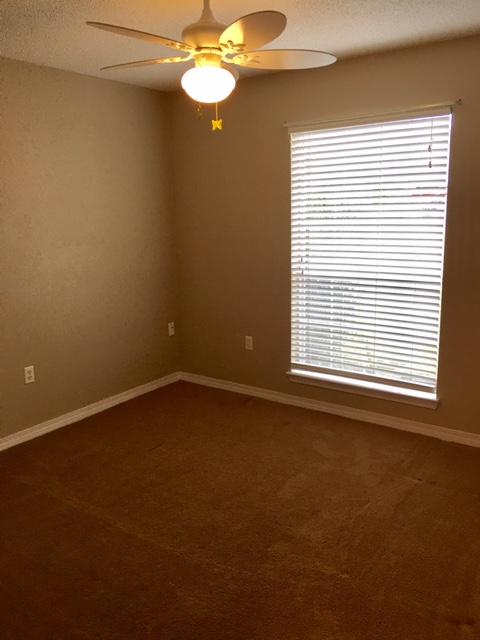 STEEPLECHASE PH 1 - Residential Lease