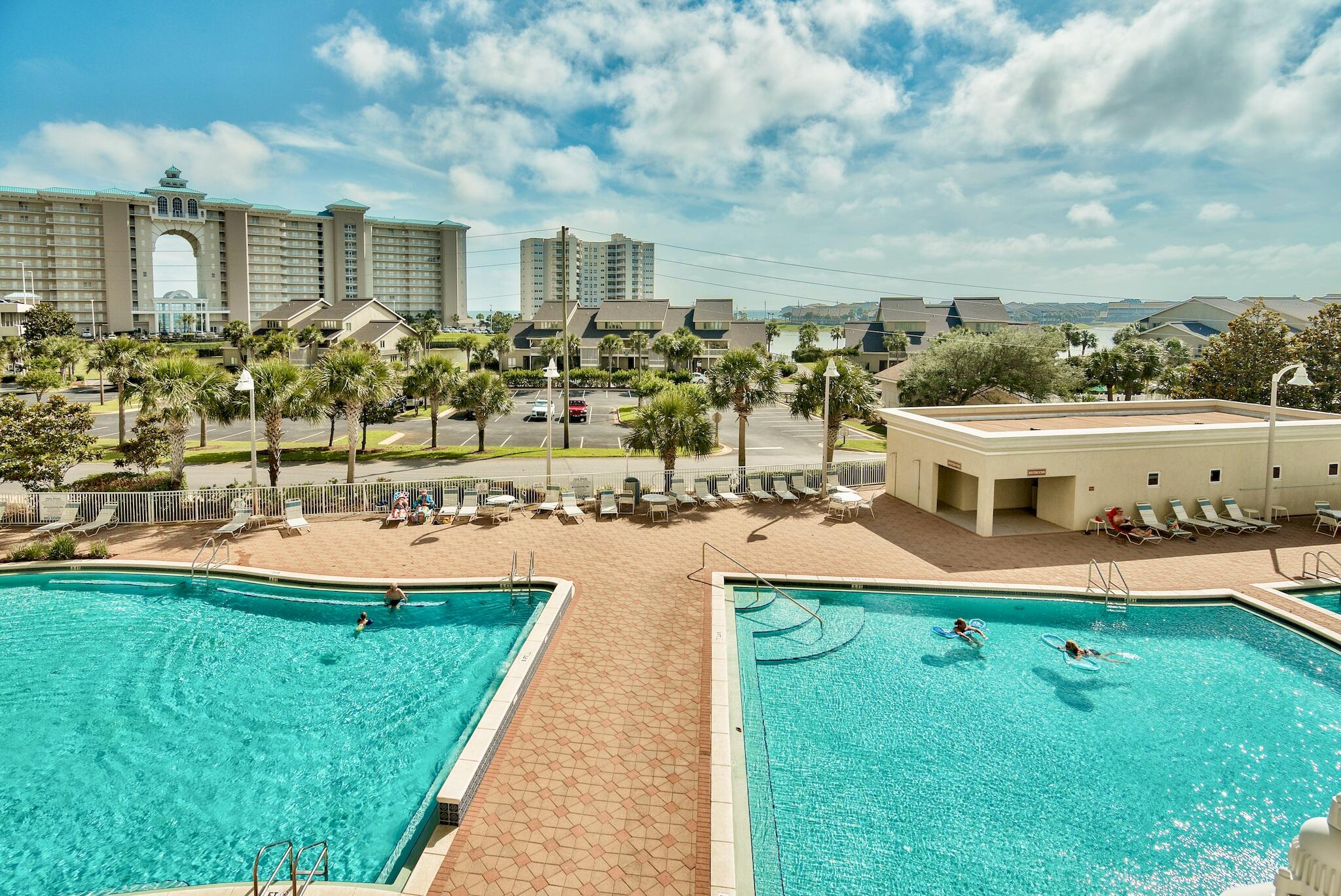 ARIEL DUNES - Residential