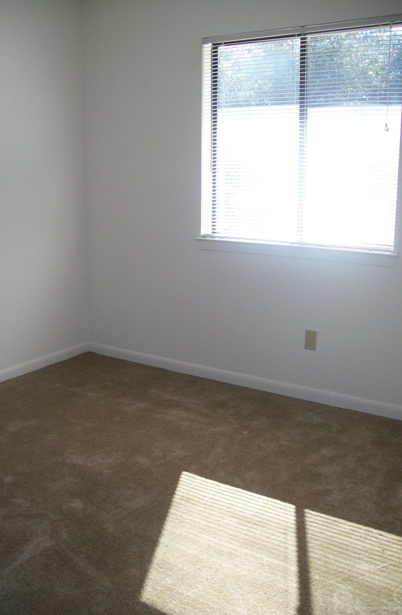 OVERBROOK - Residential Lease