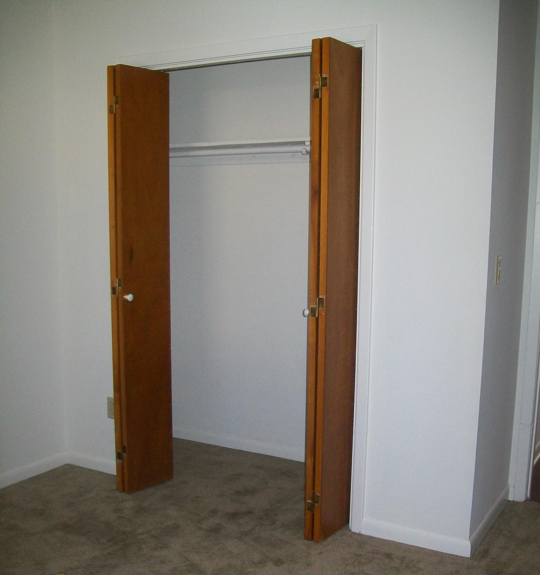OVERBROOK - Residential Lease