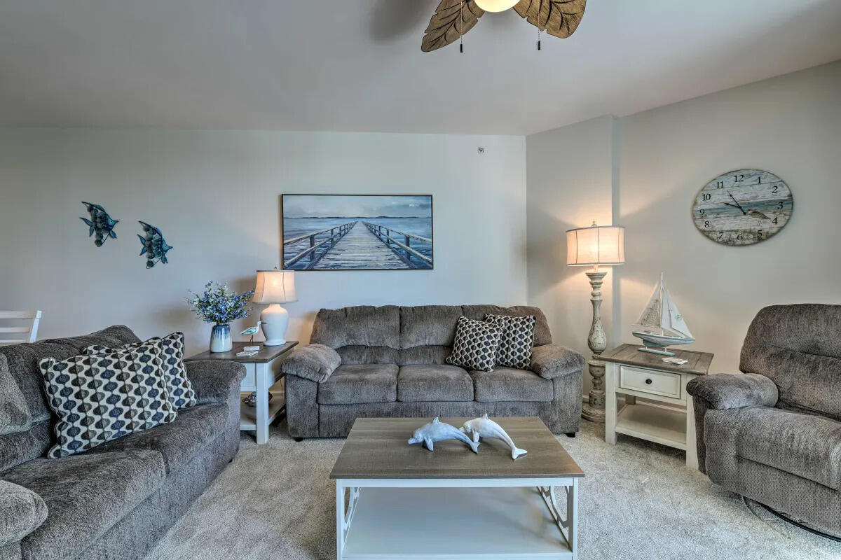 THE PALMS OF DESTIN - Residential