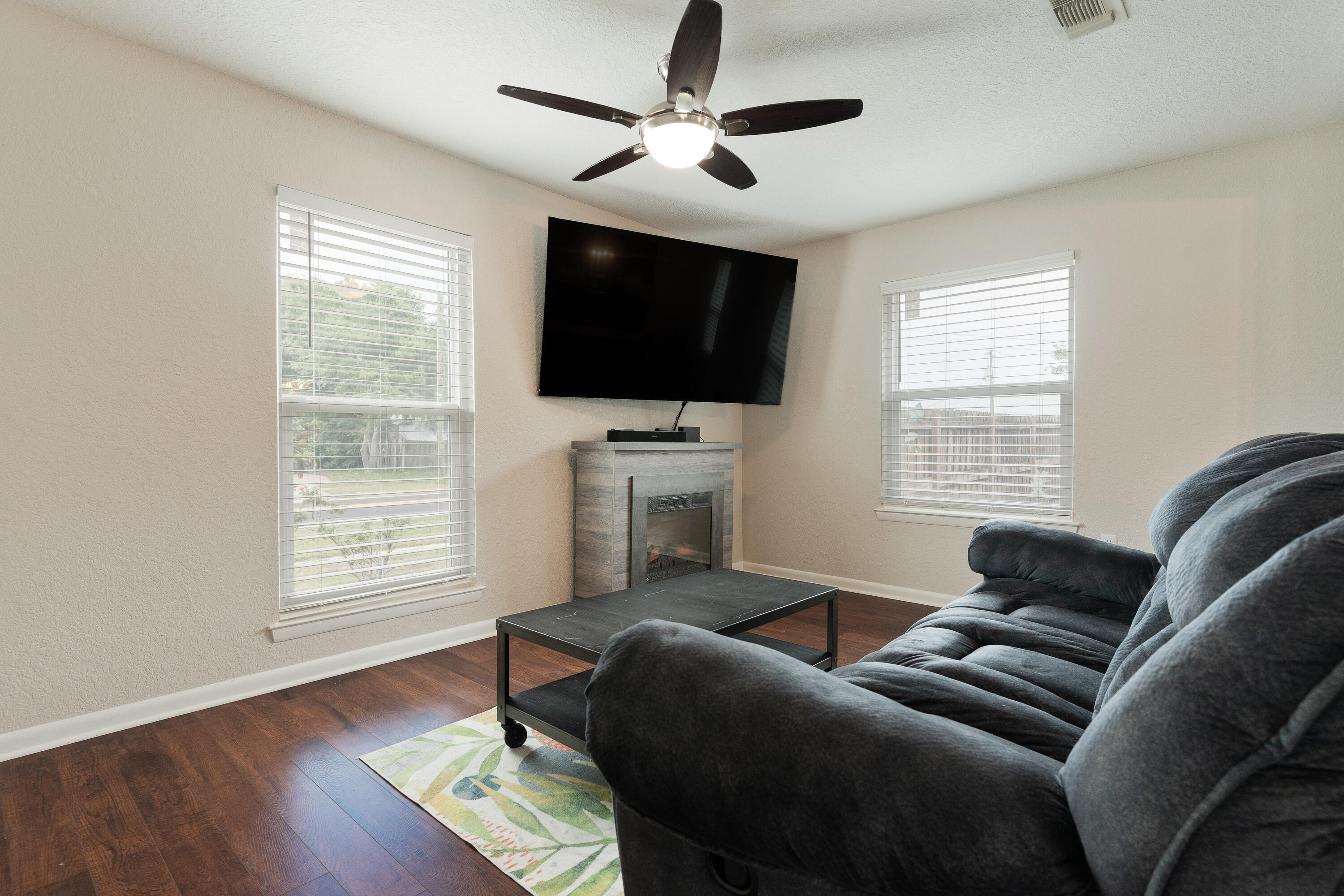 SEA HILLS 1ST - Residential