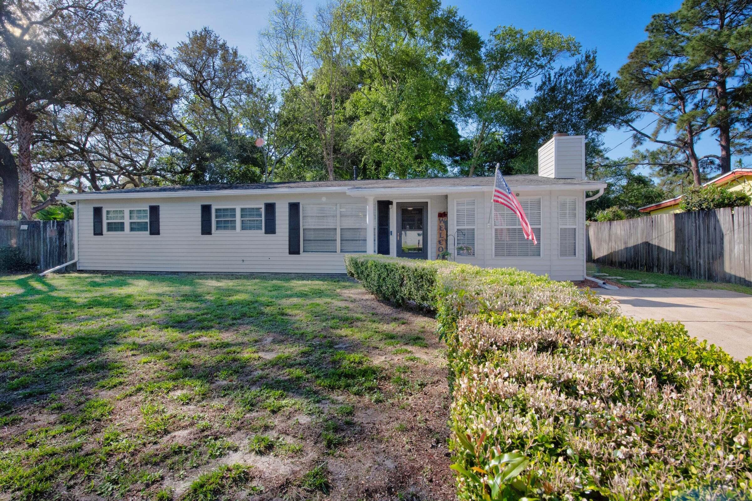 GARNIERS ADDS 1-7 (242208.00) - Residential Lease