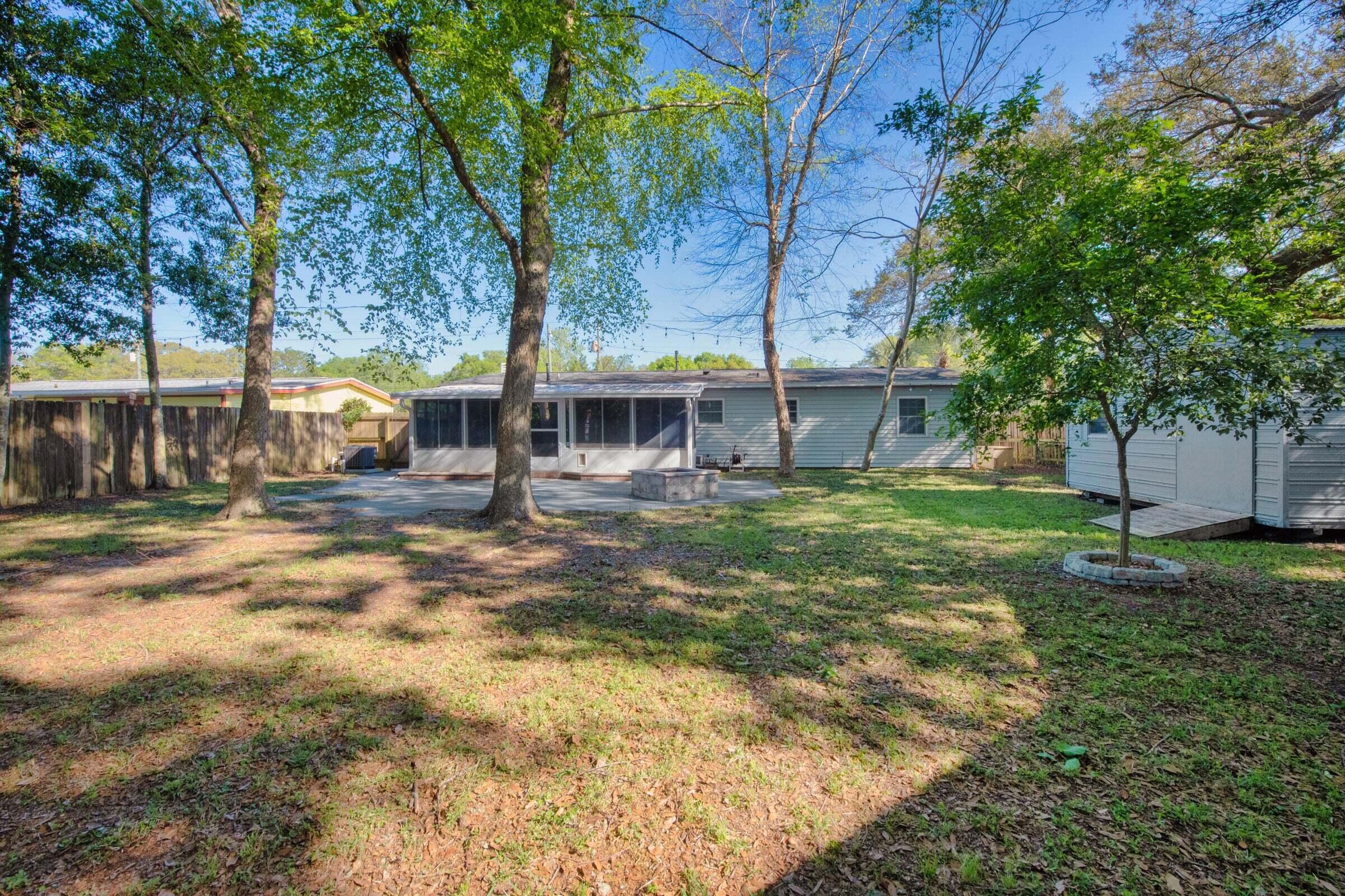 GARNIERS ADDS 1-7 (242208.00) - Residential Lease