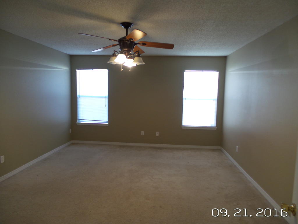 NORTHVIEW ESTATES 5TH ADDN - Residential Lease