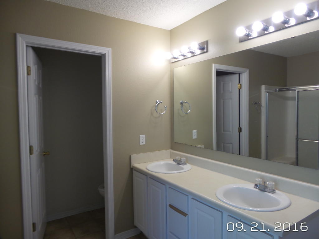 NORTHVIEW ESTATES 5TH ADDN - Residential Lease