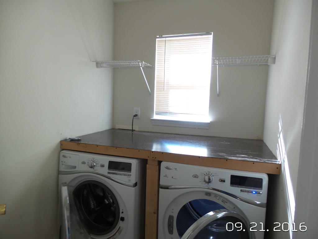 NORTHVIEW ESTATES 5TH ADDN - Residential Lease
