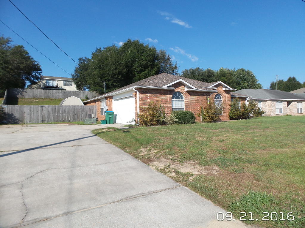 NORTHVIEW ESTATES 5TH ADDN - Residential Lease