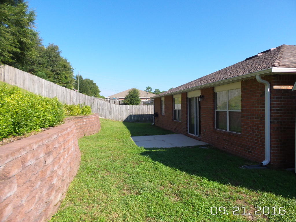NORTHVIEW ESTATES 5TH ADDN - Residential Lease