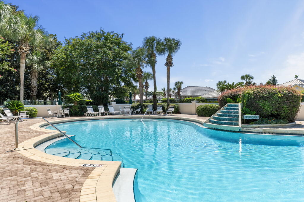 AVALON BEACH ESTATES - Residential