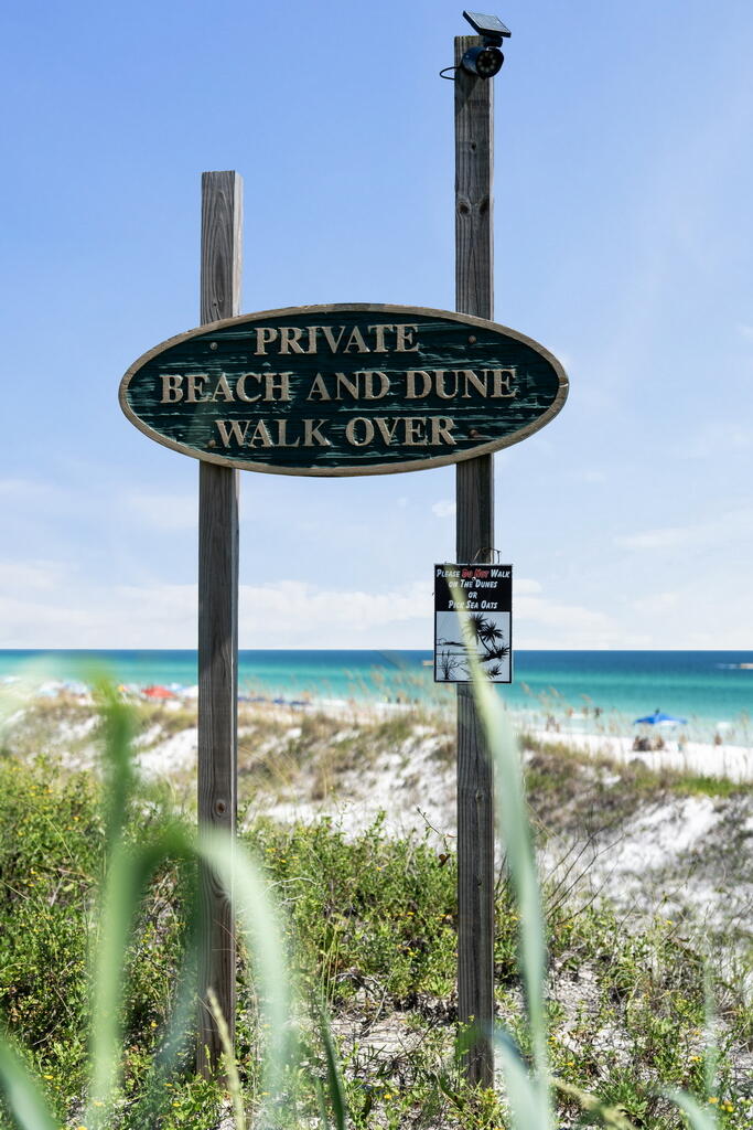 AVALON BEACH ESTATES - Residential