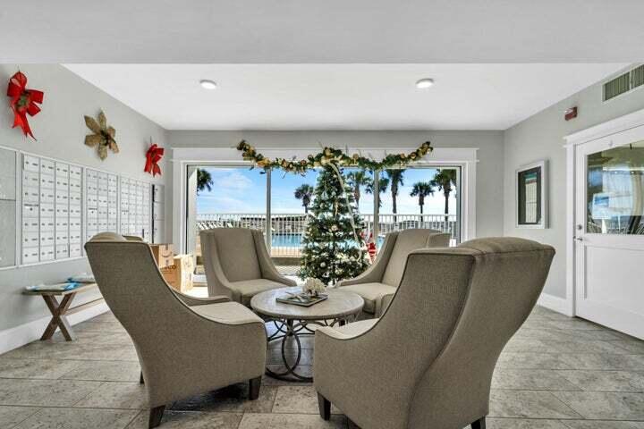OCEANIA CONDO - Residential