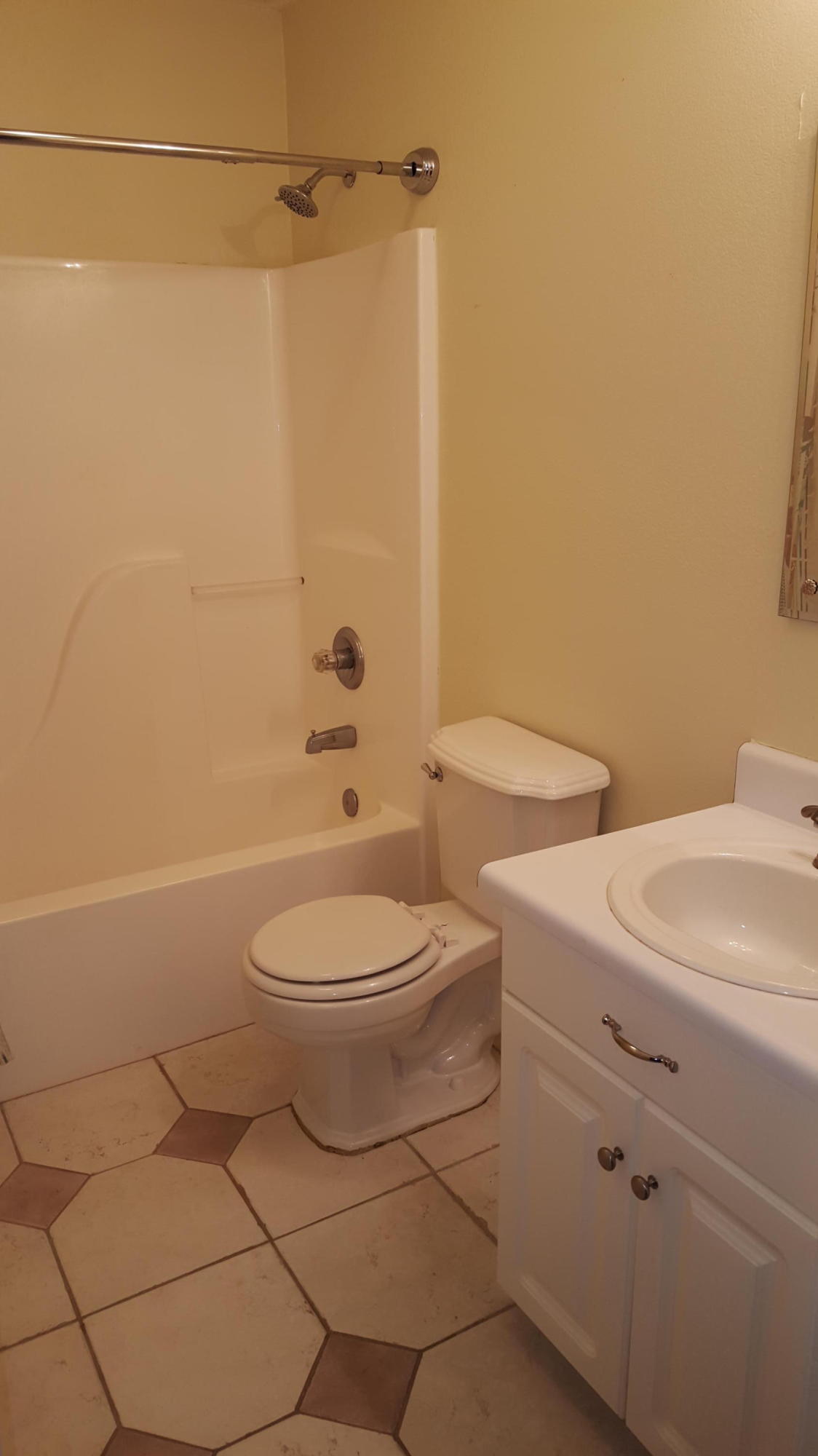 LANCASTER ESTATES - Residential Lease
