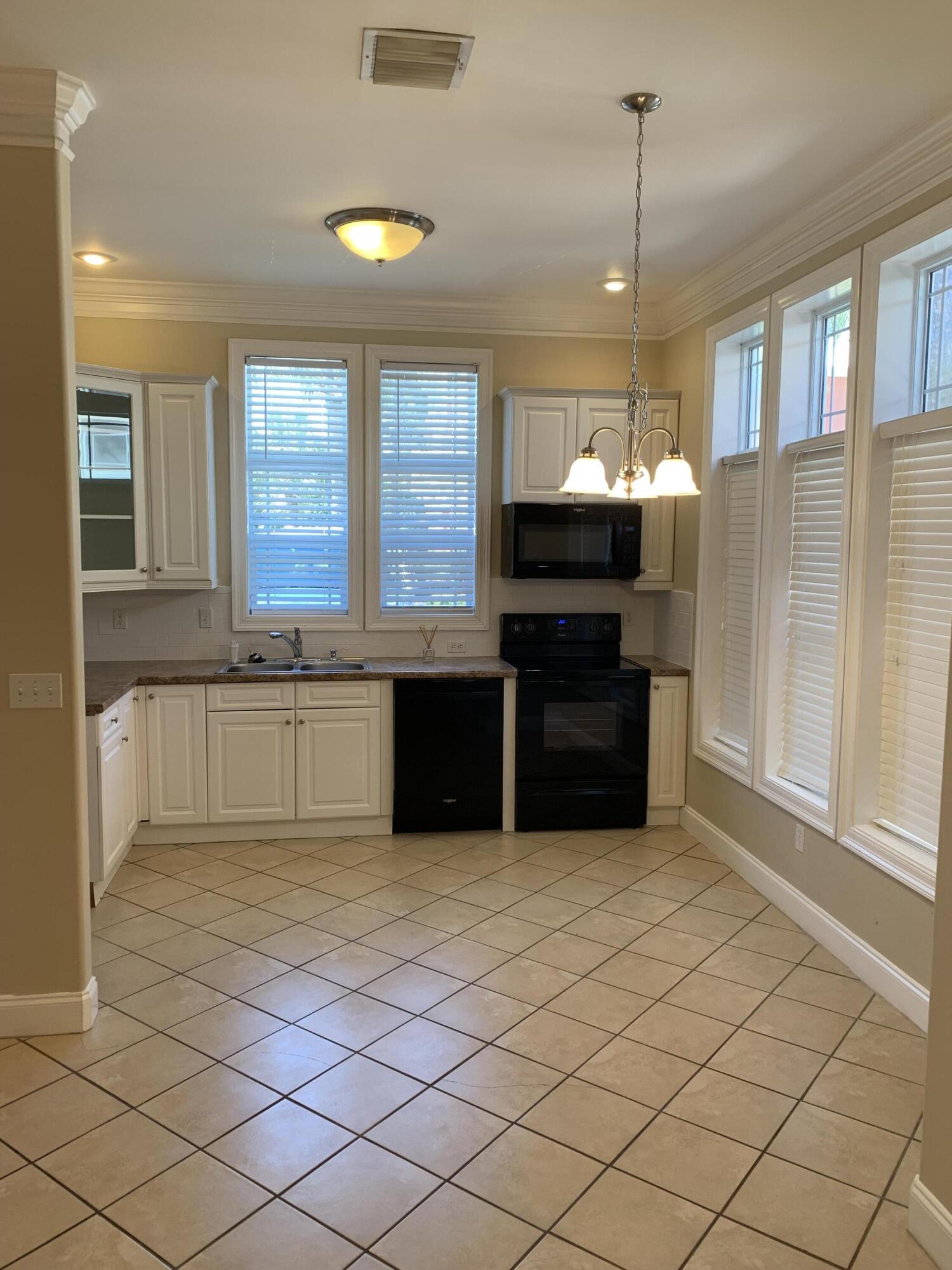 CORAL BAY VILLAGE - Residential Lease