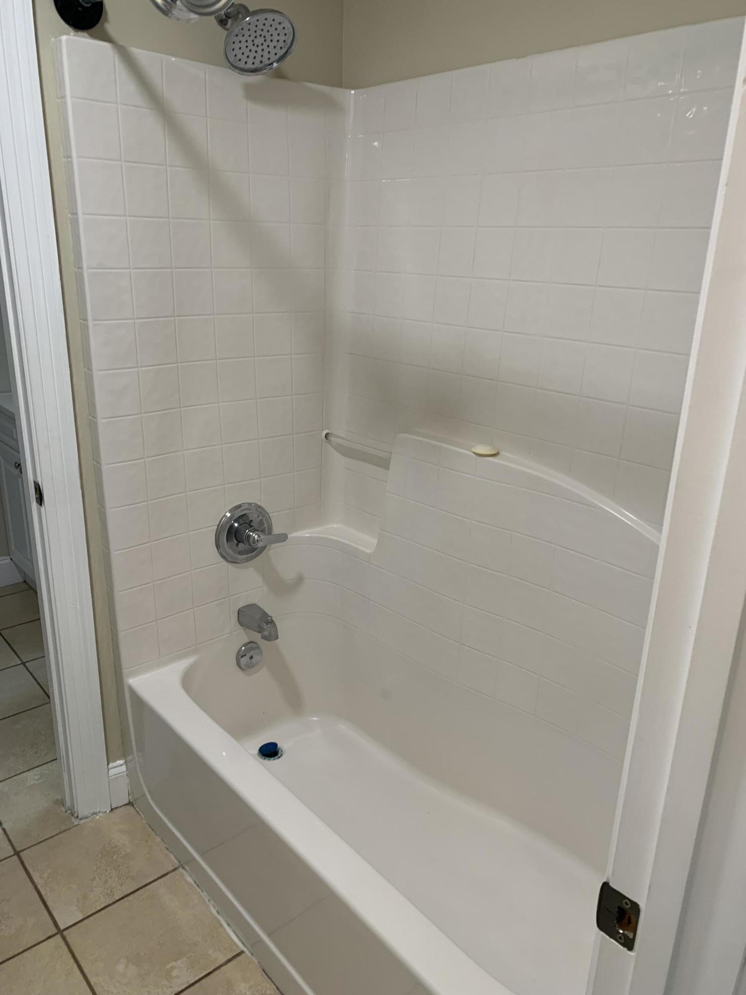 CORAL BAY VILLAGE - Residential Lease