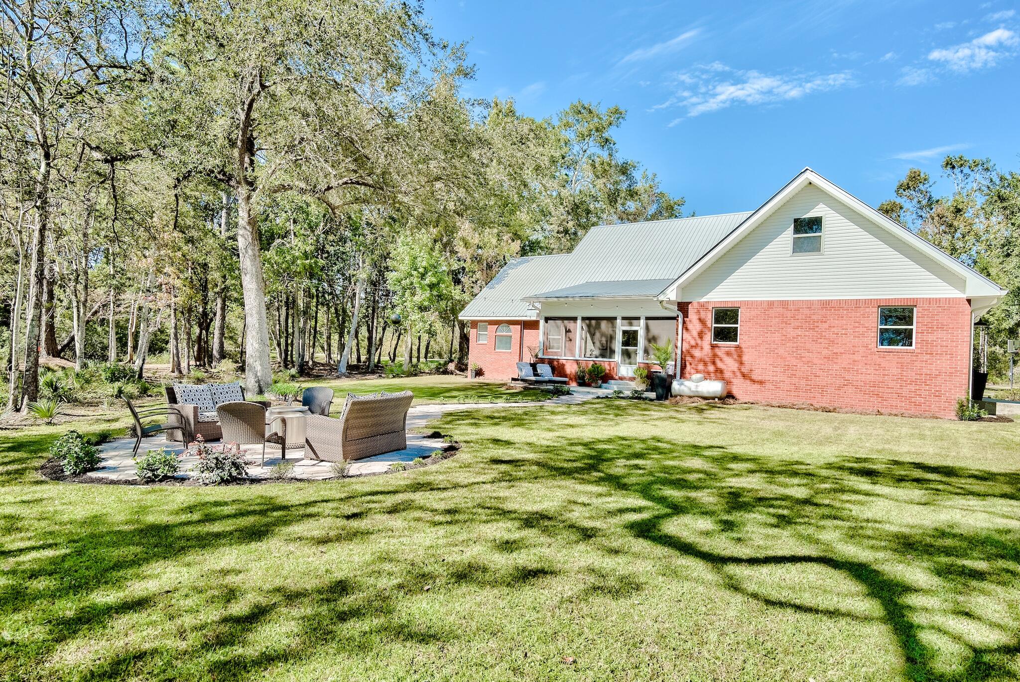 CROSS CREEK SHORES - Residential
