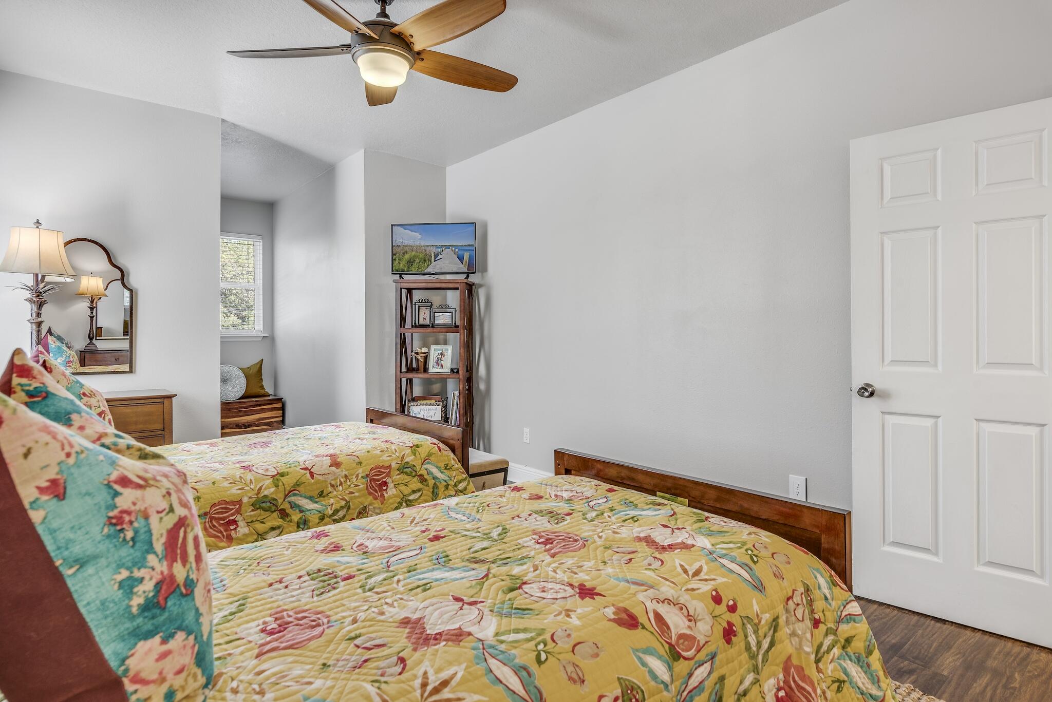 CROSS CREEK SHORES - Residential