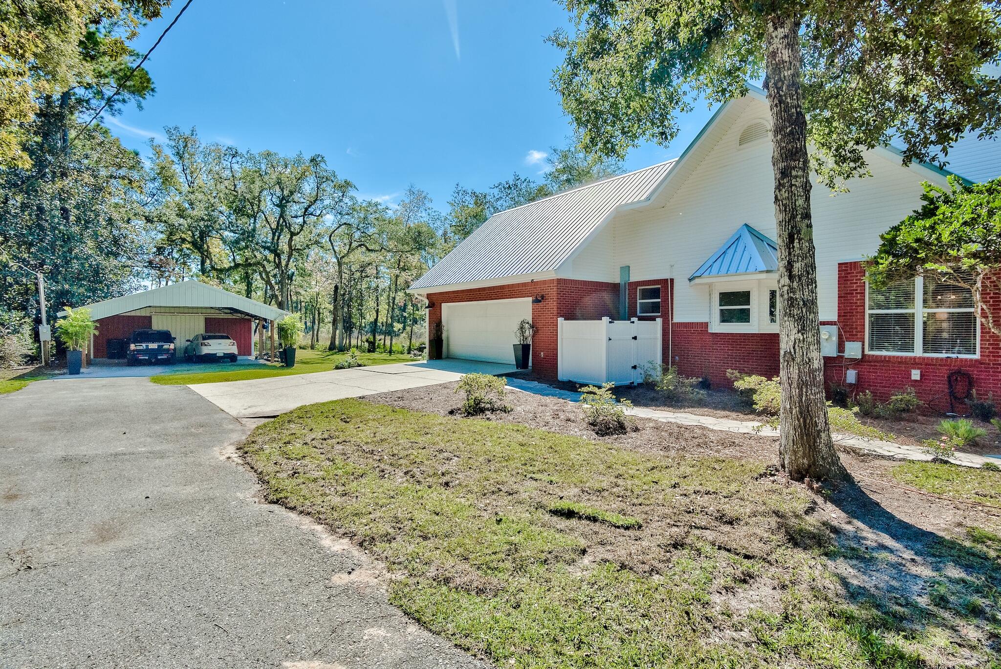 CROSS CREEK SHORES - Residential