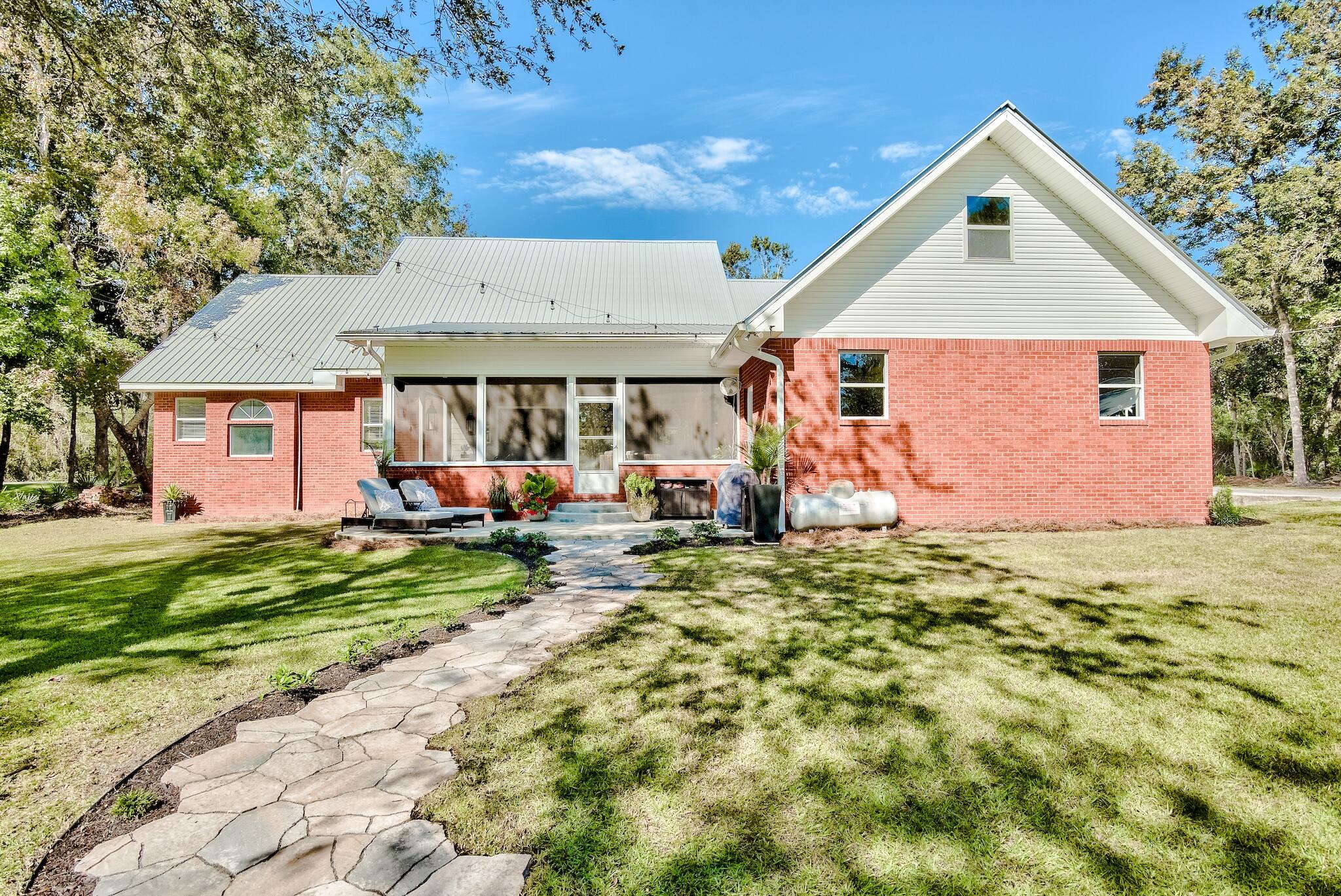 CROSS CREEK SHORES - Residential