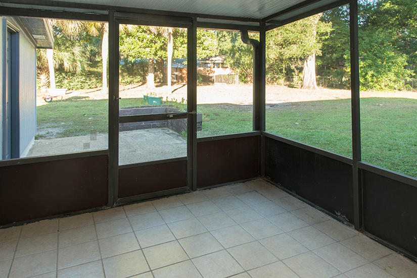 OAK TREE PARK - Residential Lease
