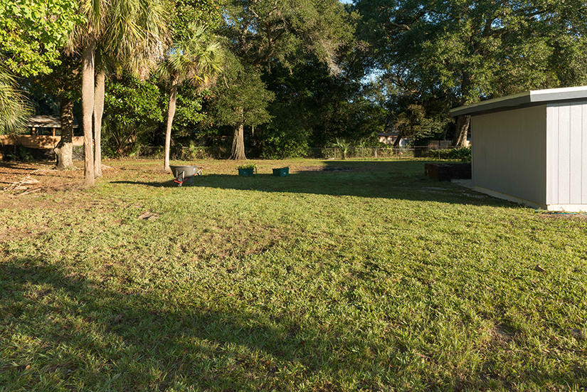 OAK TREE PARK - Residential Lease