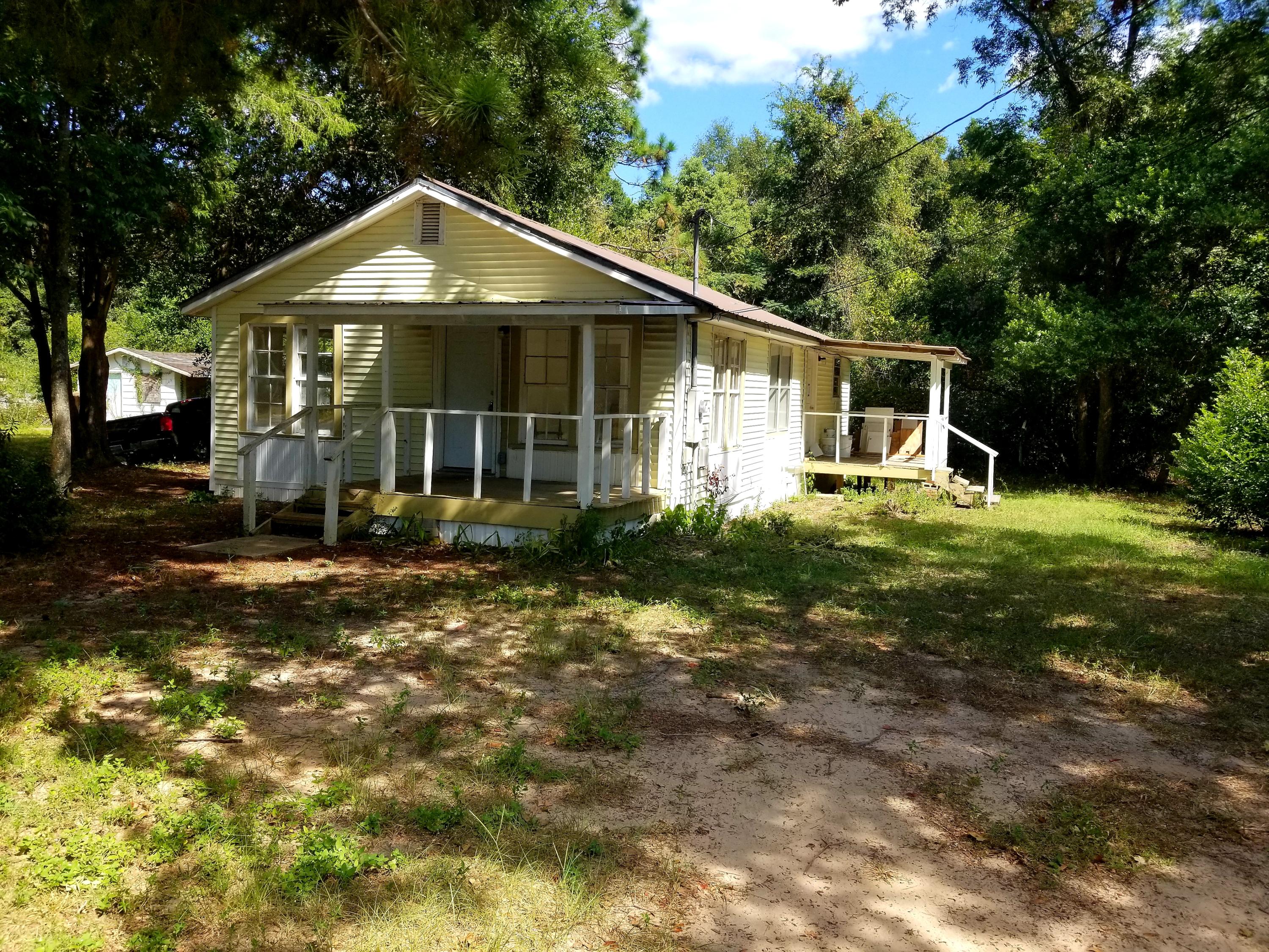NO RECORDED SUBDIVISION - Residential