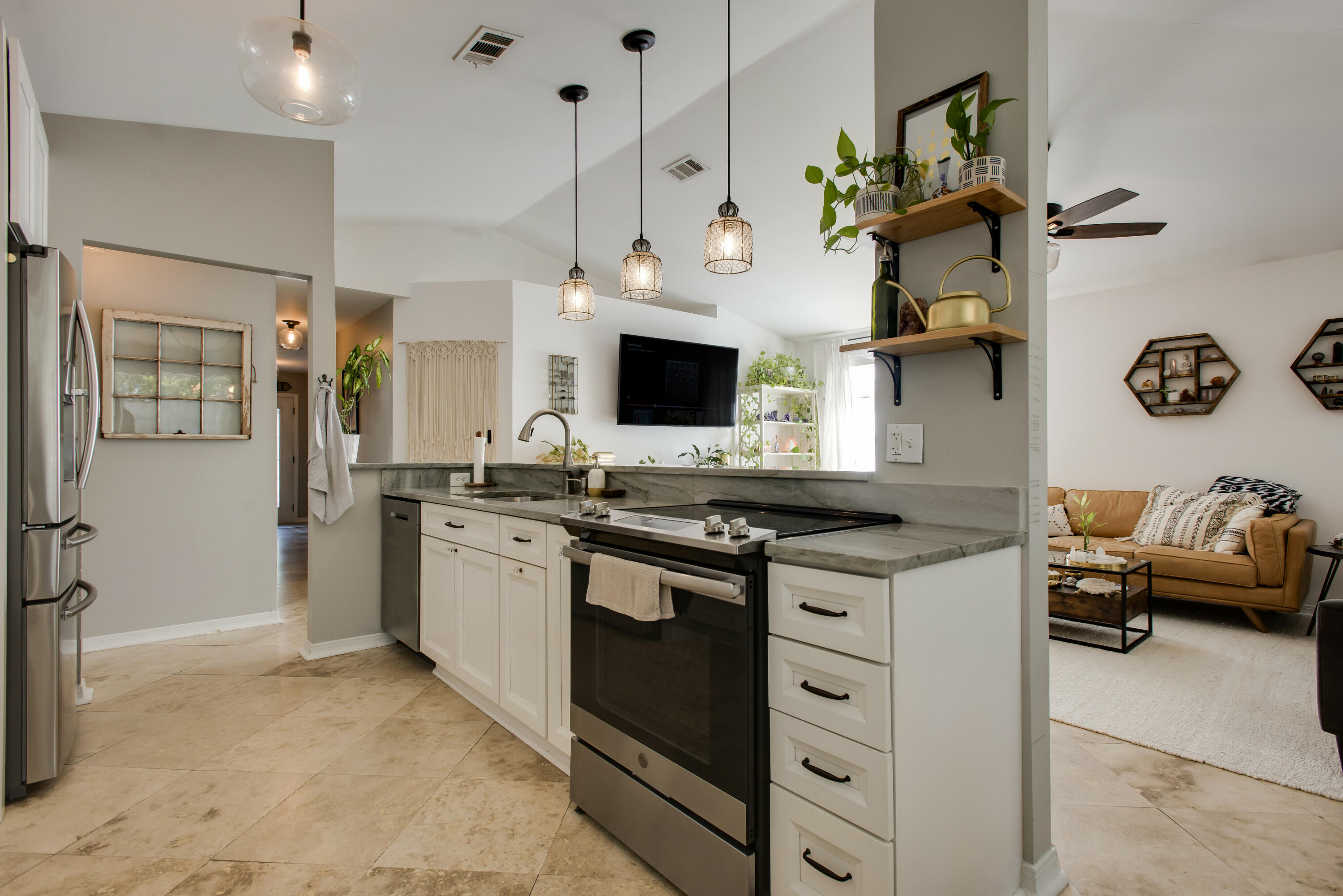 MARAVILLA COTTAGES - Residential