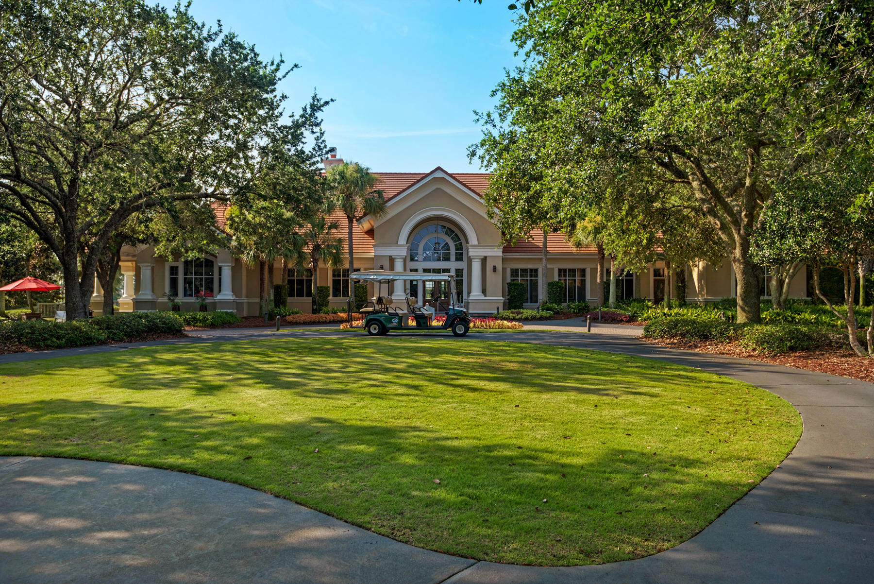 REGATTA BAY GOLF VILLAS - Residential