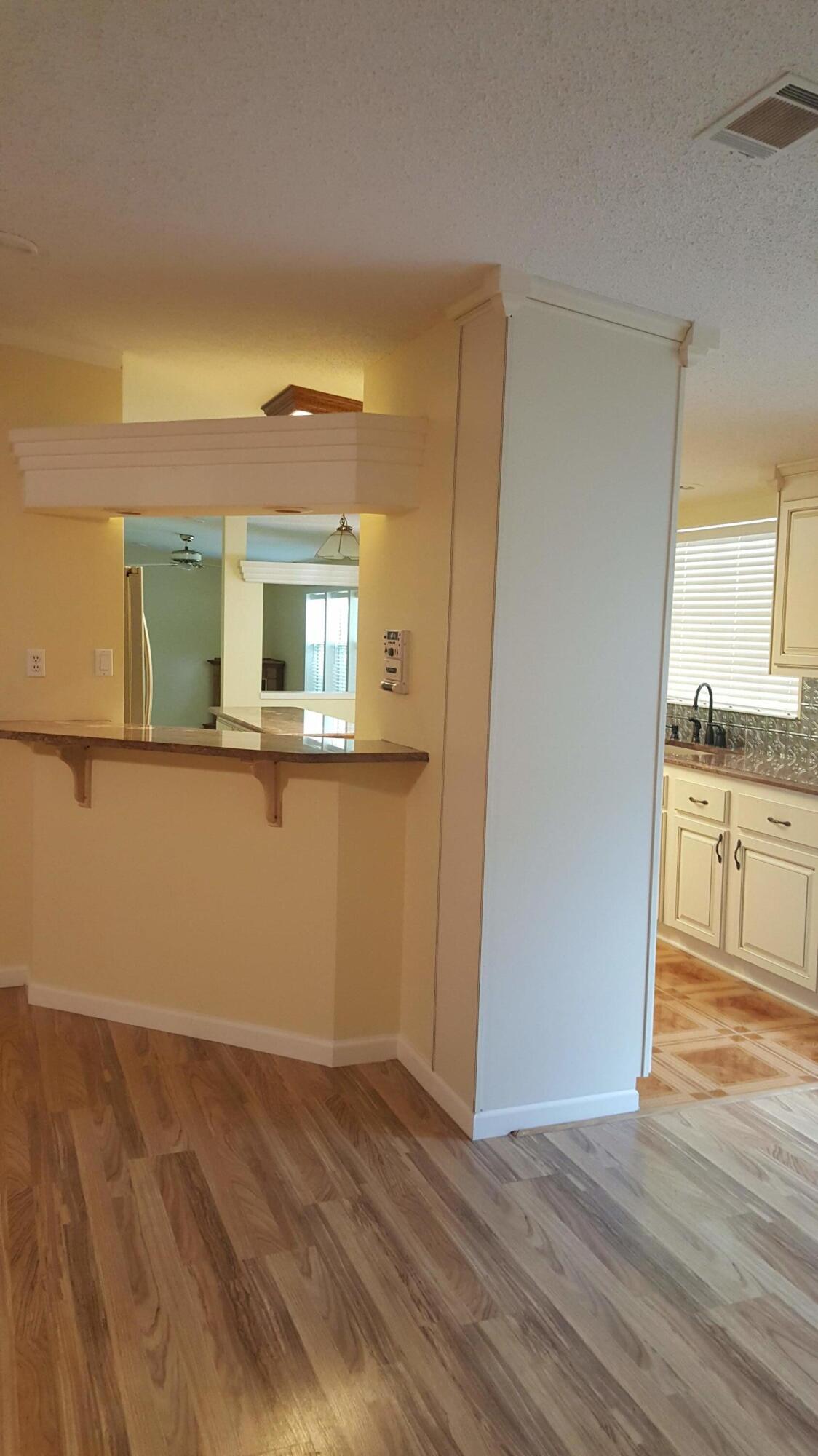 Looking to buy in Florida? Don't miss this! A spacious well laid out with numerous upgrades and pride of ownership shows throughout. Don't let this cozy private 1/2 acre zone X 1832Sqft 3 bedrooms 2 bathrooms with detached workshop and RV carport pass you by. This property maybe just the one you are looking for! Nestled in the subdivision of Villa Tasso in Niceville by the Gulf of Mexico right off of Hwy 20,and County Line Road. Centrally located just a stone throw away from the Mid-Bay bridge which will bring you to World Class shopping and fine dining. Do not miss this opportunity to own your own piece of the Emerald Coast! Zoned rural village! Bring the chickens!
