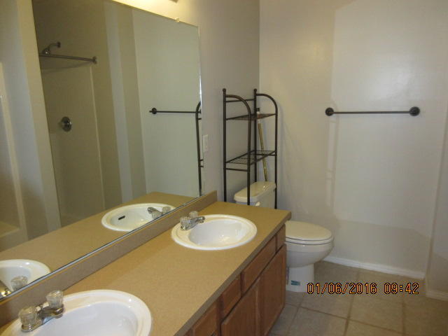 CHATELAINE ESTATES S/D PH 2 - Residential Lease