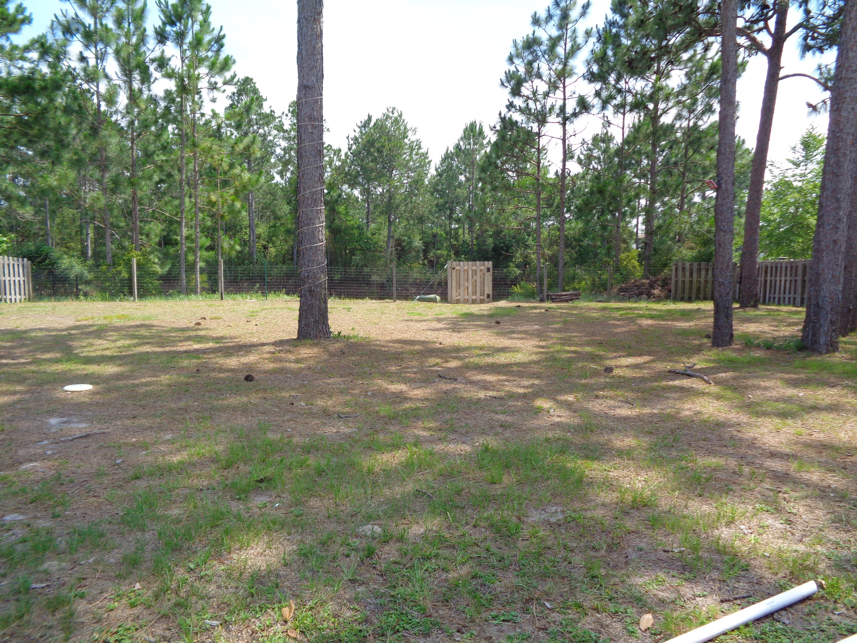 CREETWOOD PLACE - Residential Lease
