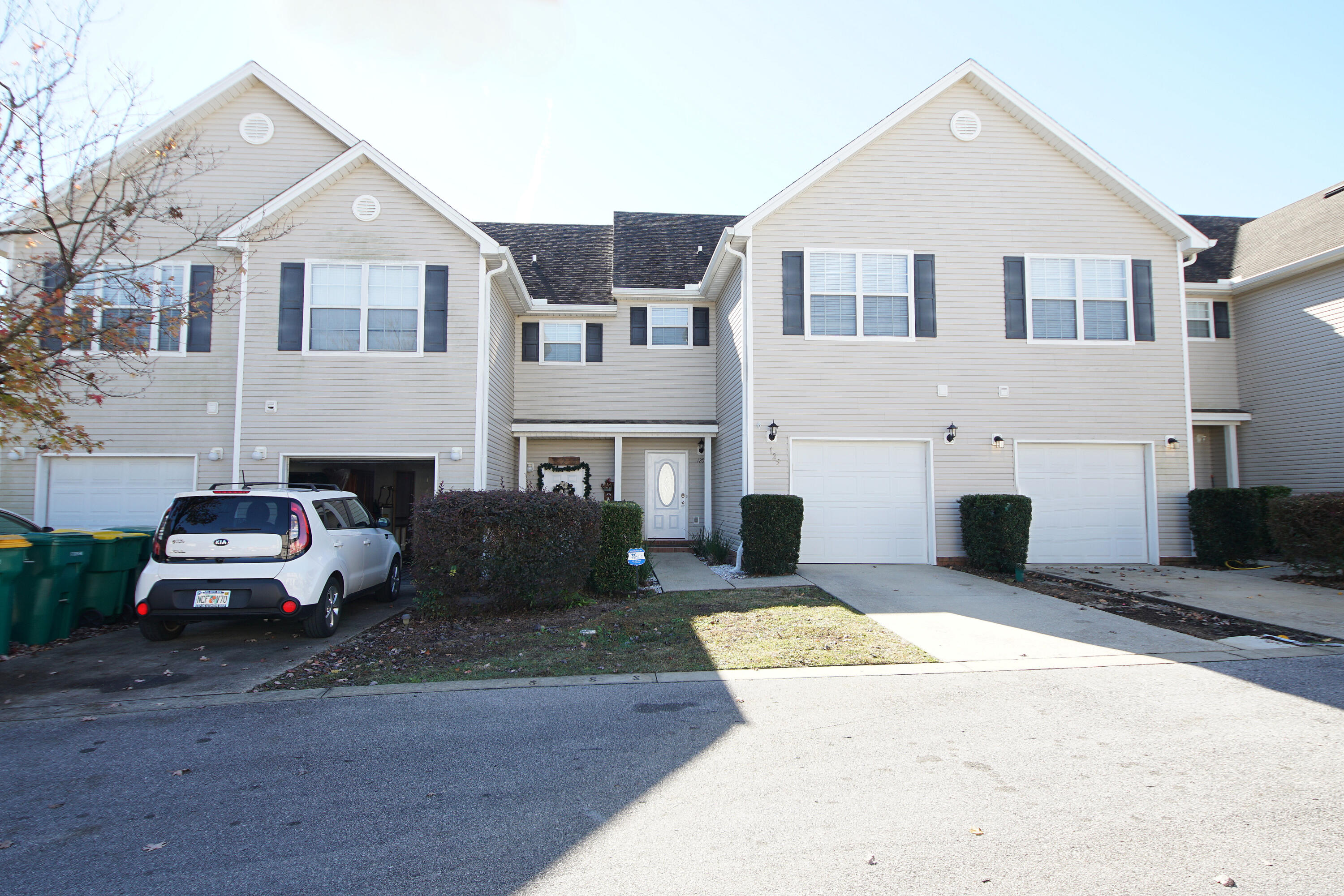 ENDICOTT VILLAGE - Residential Lease