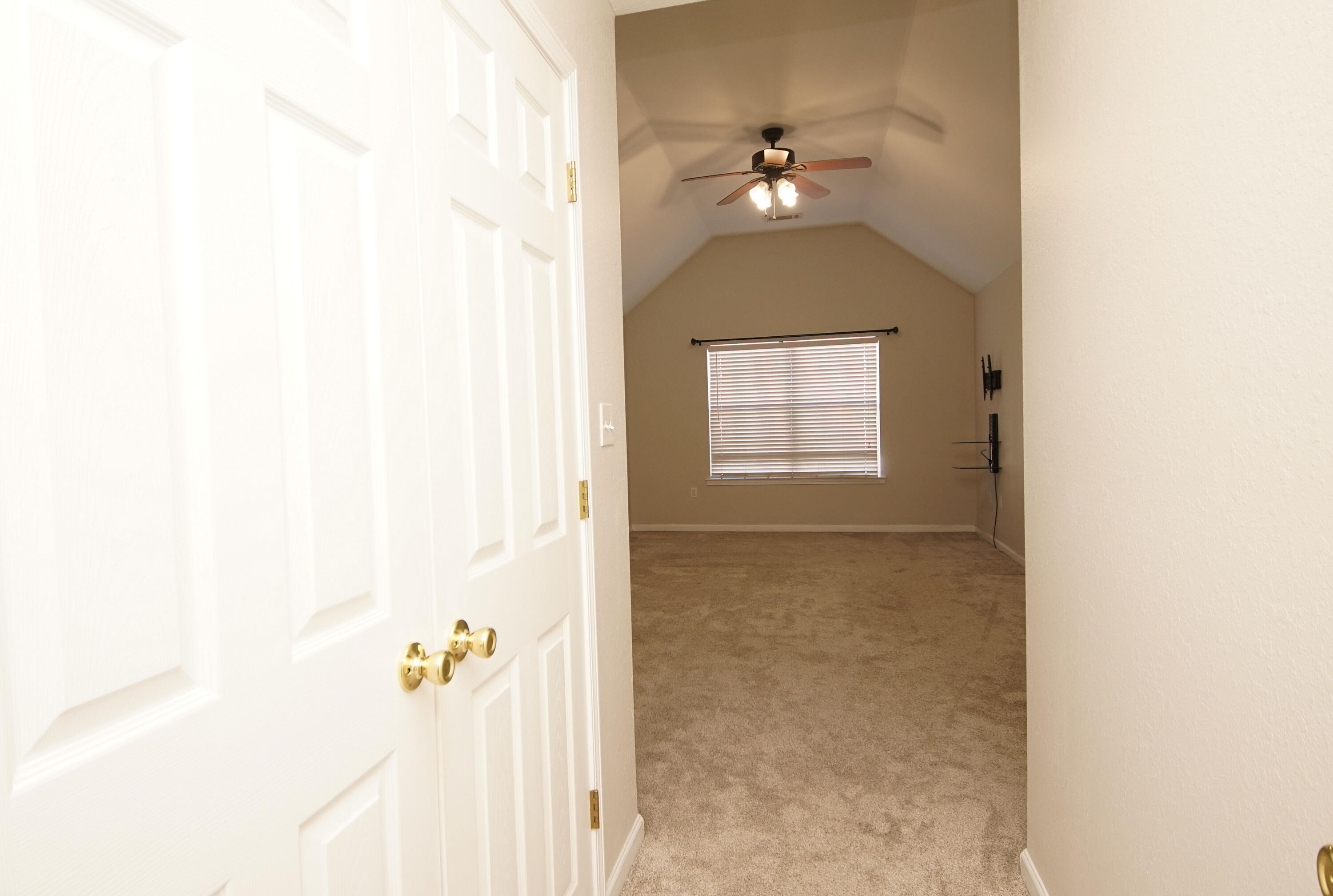 ENDICOTT VILLAGE - Residential Lease