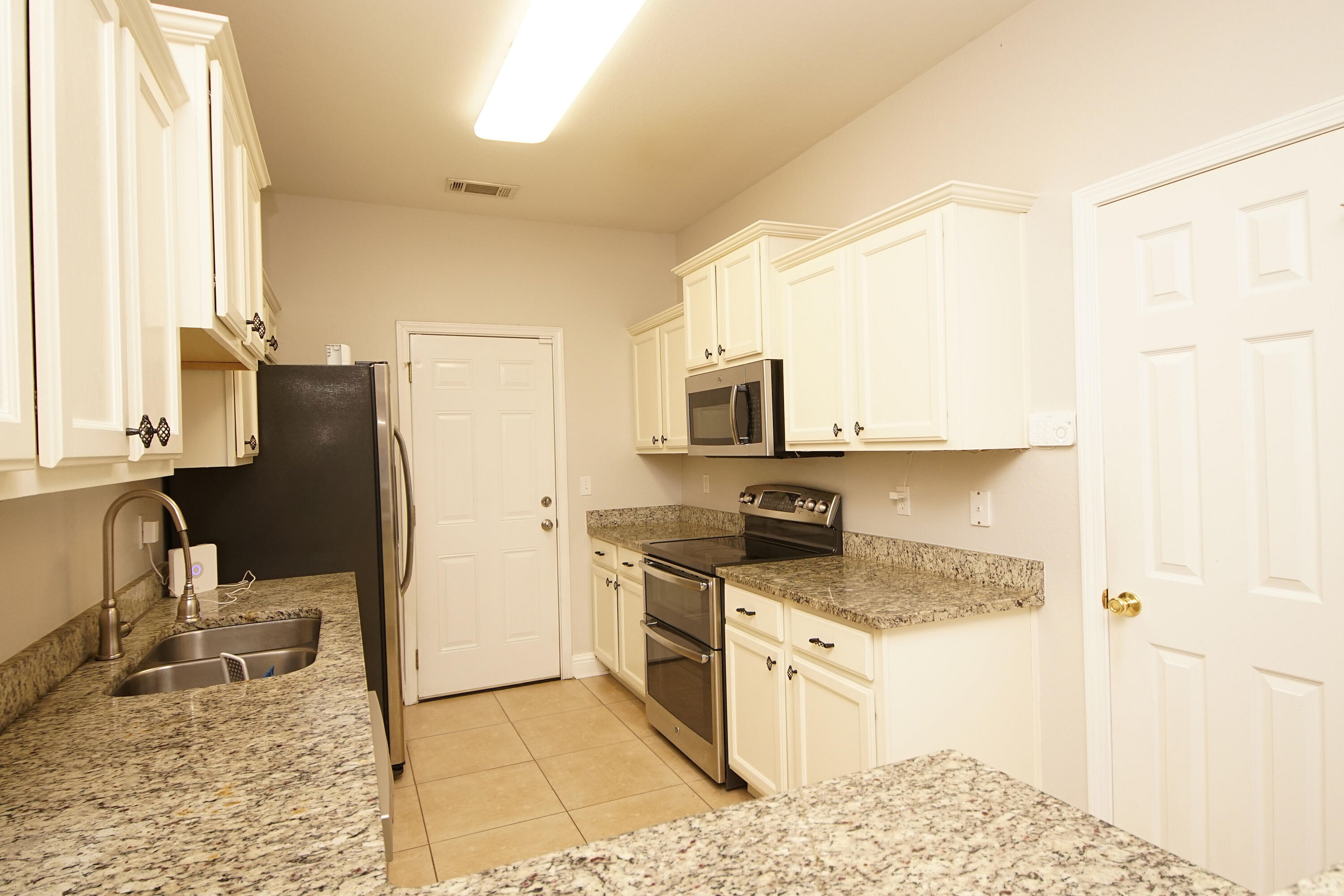 ENDICOTT VILLAGE - Residential Lease