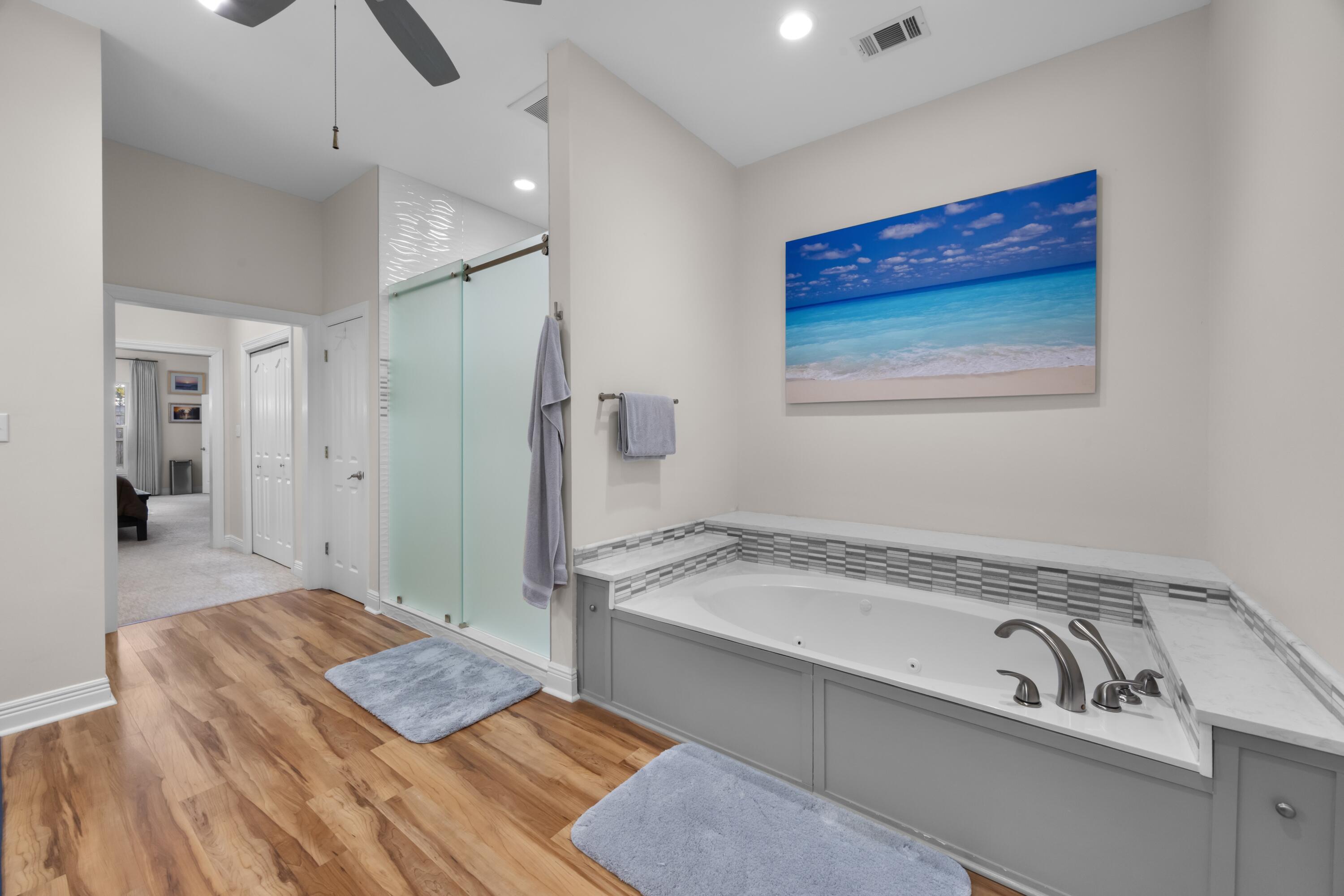 RAVEN OAKS TROON - Residential