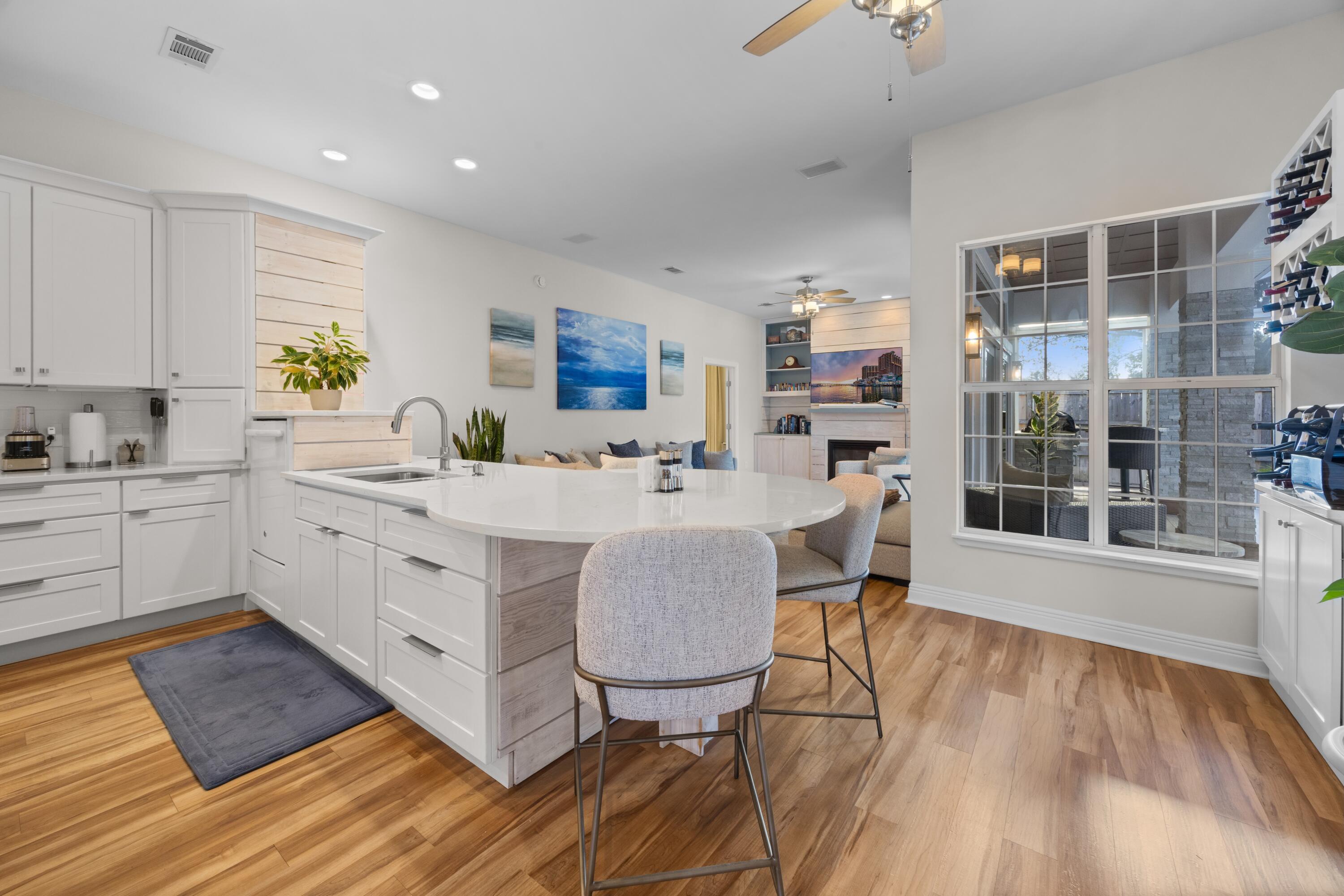 RAVEN OAKS TROON - Residential
