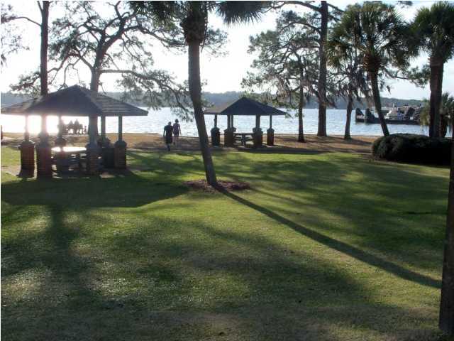 METES & BOUNDS - Residential Lease